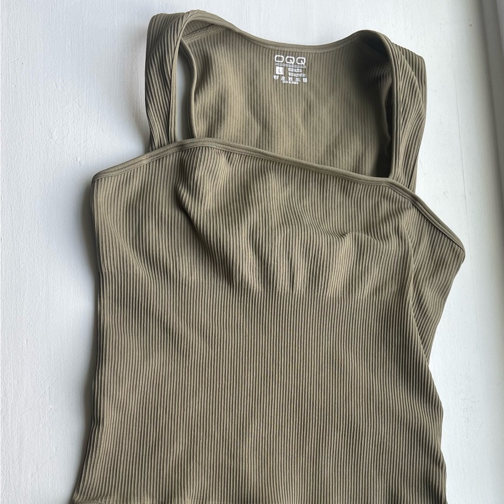 OQQ Green Bodysuit with Classic Square Neckline